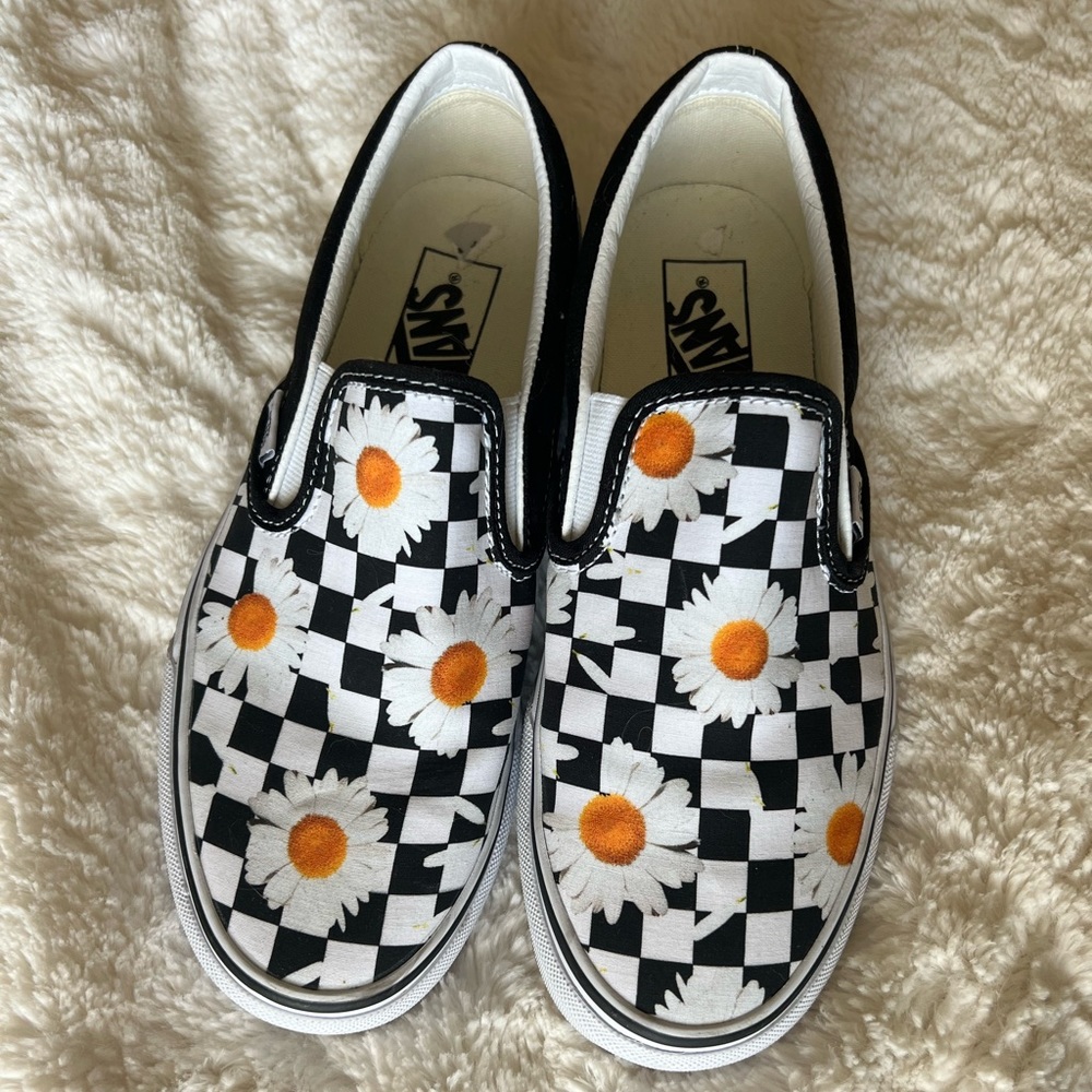 Vans Checkered Daisy Slip Ons